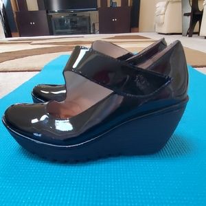 Final Sale! FLY LONDON SHOES